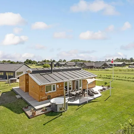 Cozy In With House A Panoramic View 오더