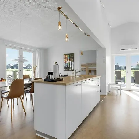 3 Bedroom Beautiful Home In Odder *